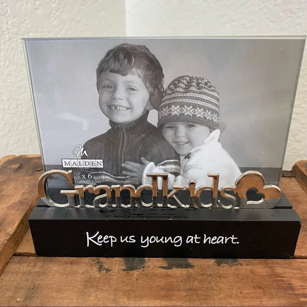 Malden 4x6 Picture Frame Grandkids Keep Us Young At Heart Metal Wood Black Base